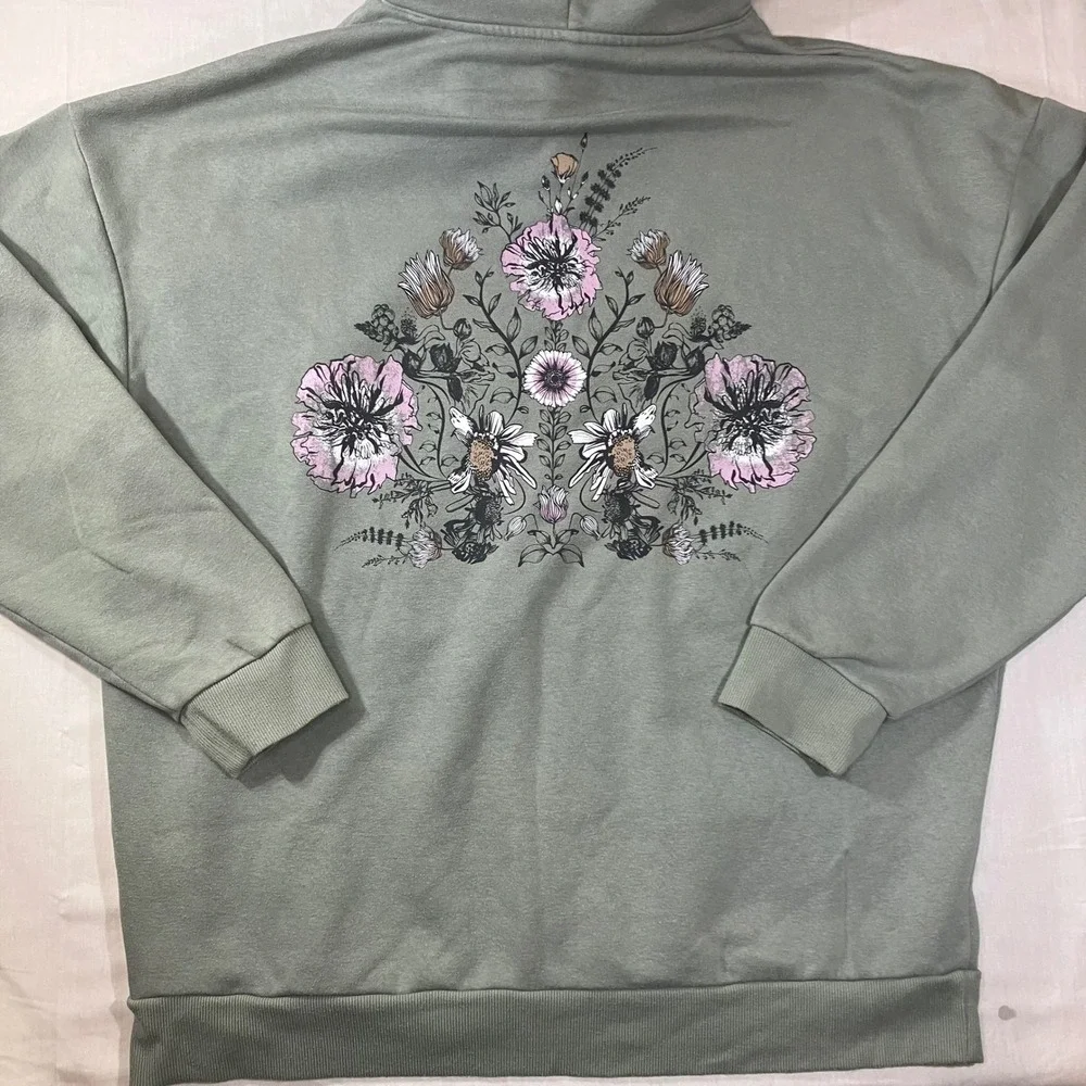 No Boundaries Mens Oversized Floral Graphic Hoodie Sage Green L NB35100140967W